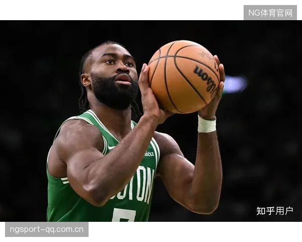 NBA凯尔特人保持高强度推进，比赛场面持续升温