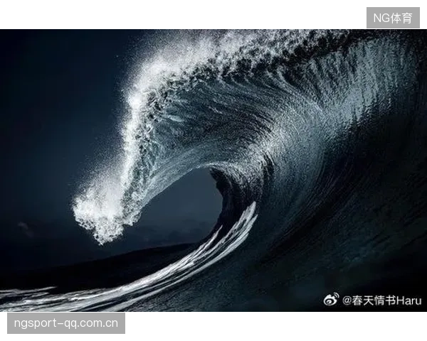冲浪摄影IP被影视化，海浪文化席卷主流娱乐产业