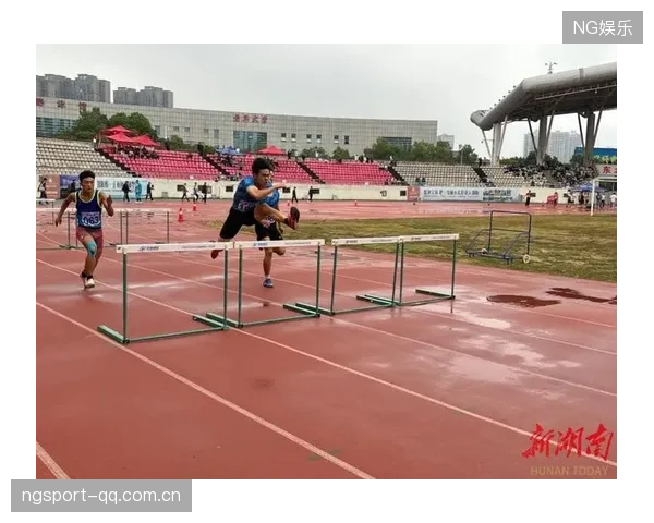 跨栏队强化节奏控制，栏间衔接更加标准化——迈向竞技新高度